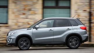 Rodas aro 17 são de série no crossover da Suzuki