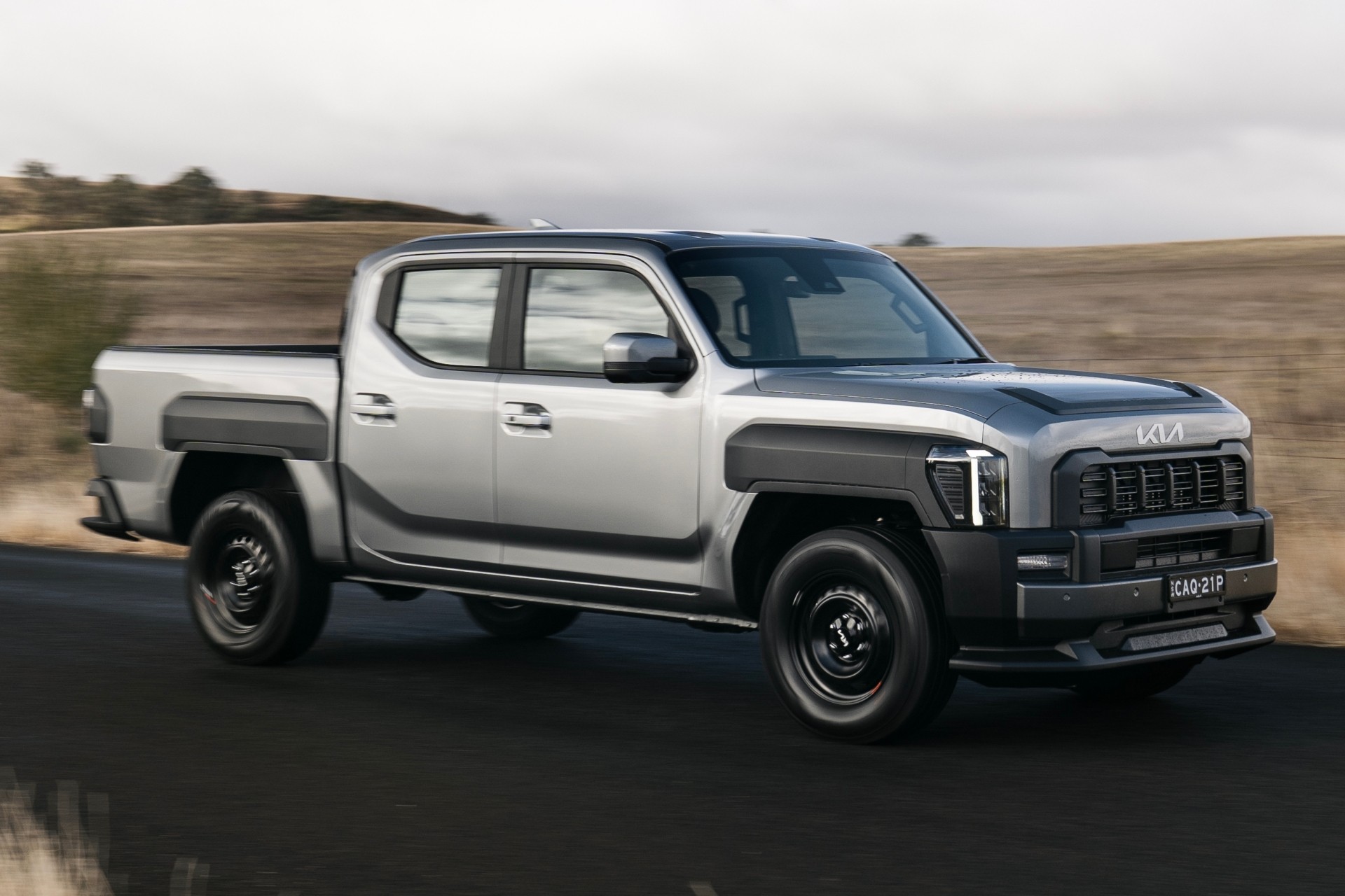 Kia Tasman vai receber mudanças após vendas fracas e críticas ao design