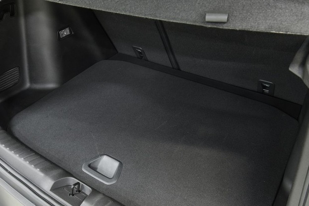 O porta-malas do novo Chevrolet Tracker tem 393 litros de capacidade (Foto: Divulgação) — Foto: Auto Esporte