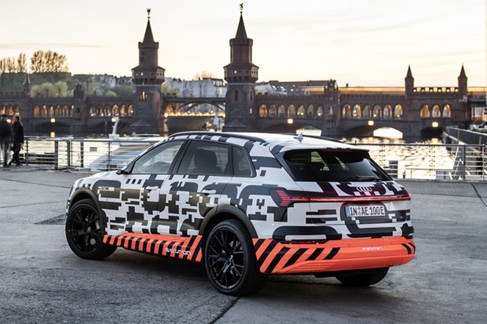 The Audi e-tron Prototype in Berlin (Foto: Divulgação) — Foto: Auto Esporte