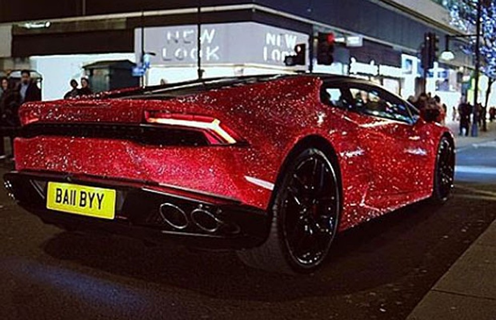 Lamborghini foi estilizado por milionária russa que vive em Londres — Foto: Reprodução/Instagram/@dradionova