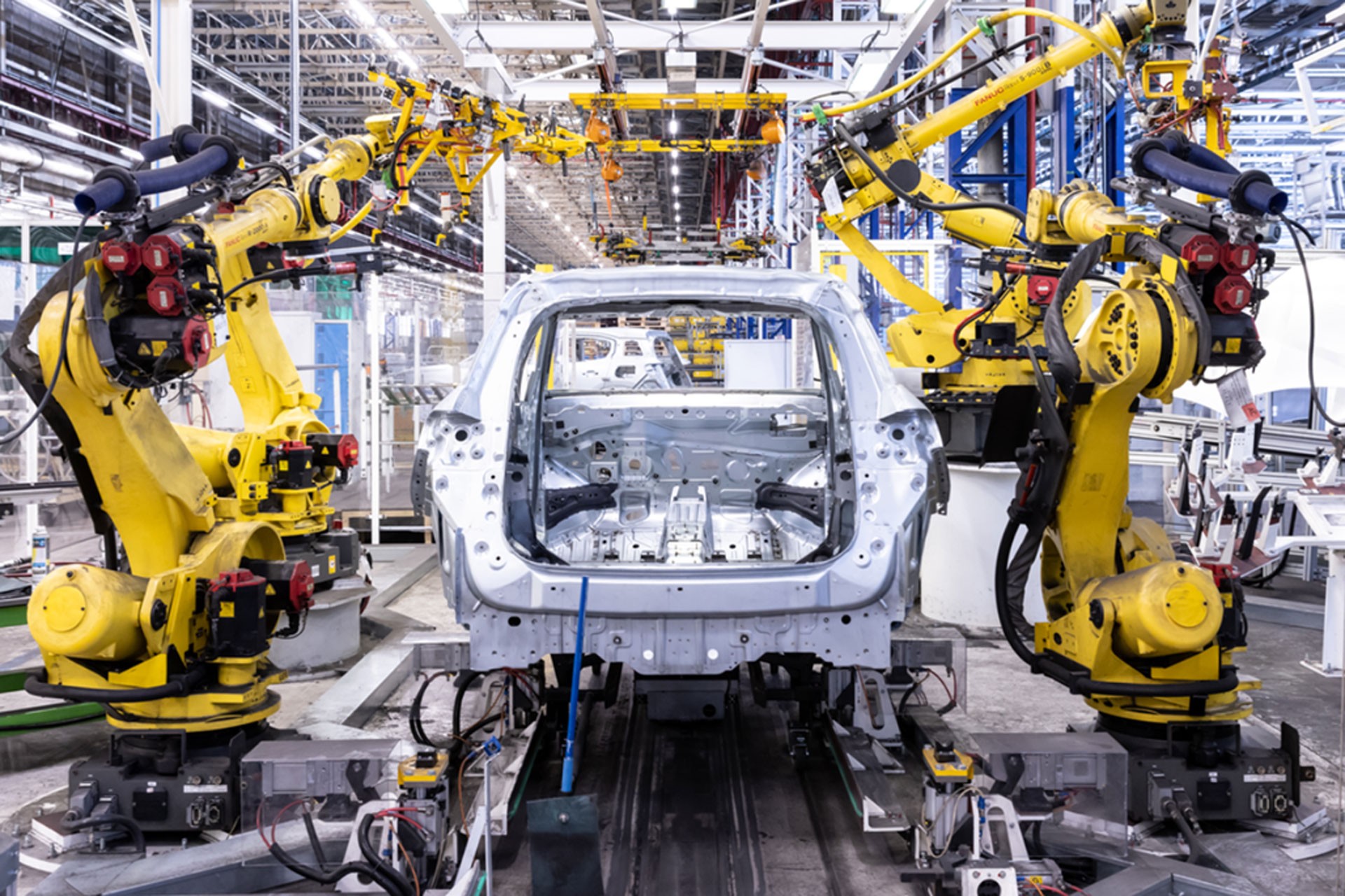 Stellantis e Dongfeng estudam parceria para compartilhar fábrica na Europa
