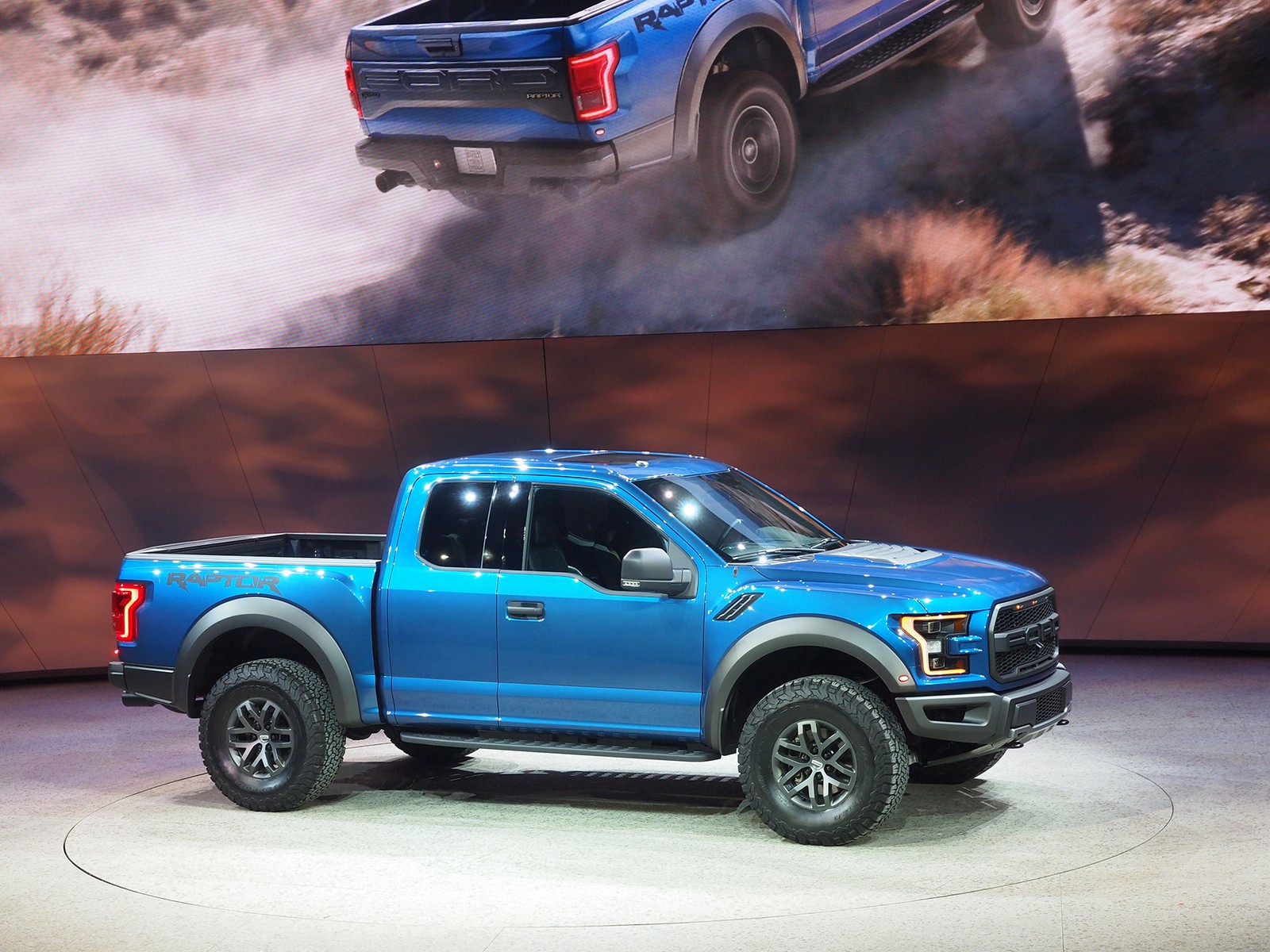 Ford F-150 Raptor no Salão de Detroit 2015