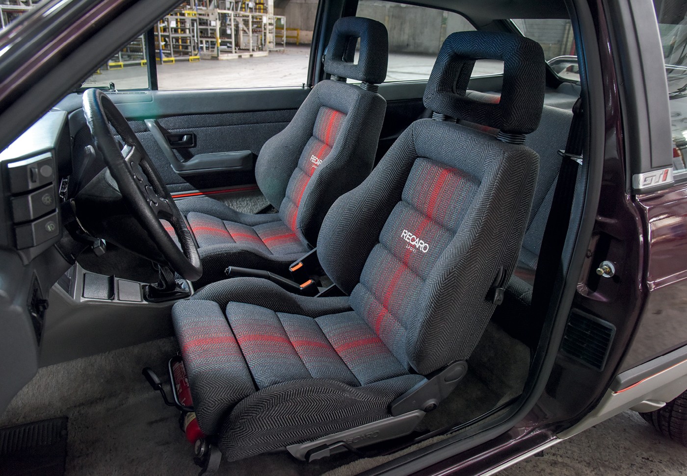 Recaro, famosa pelos bancos de Gol GTI e Escort XR3, pede falência