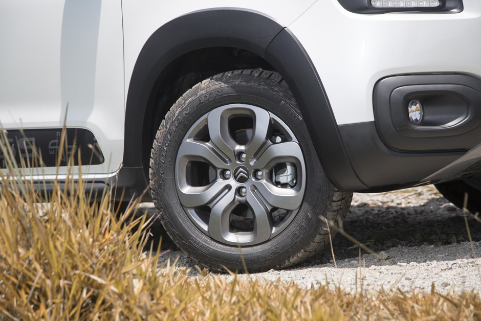 Citroën Aircross 1.6 Manual Feel