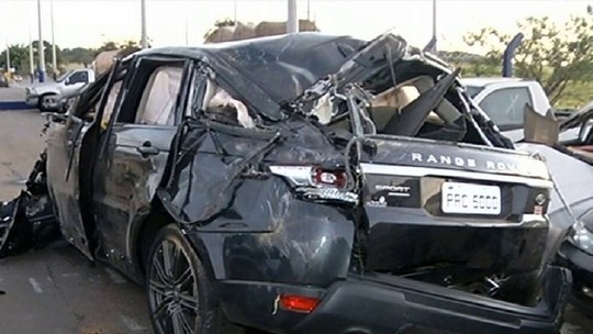 10 anos sem Cristiano Araújo: como troca das rodas do carro causou acidente
