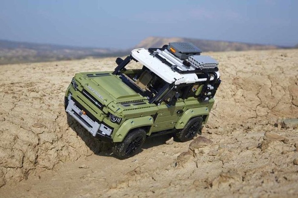 Land rover sale lego 2019