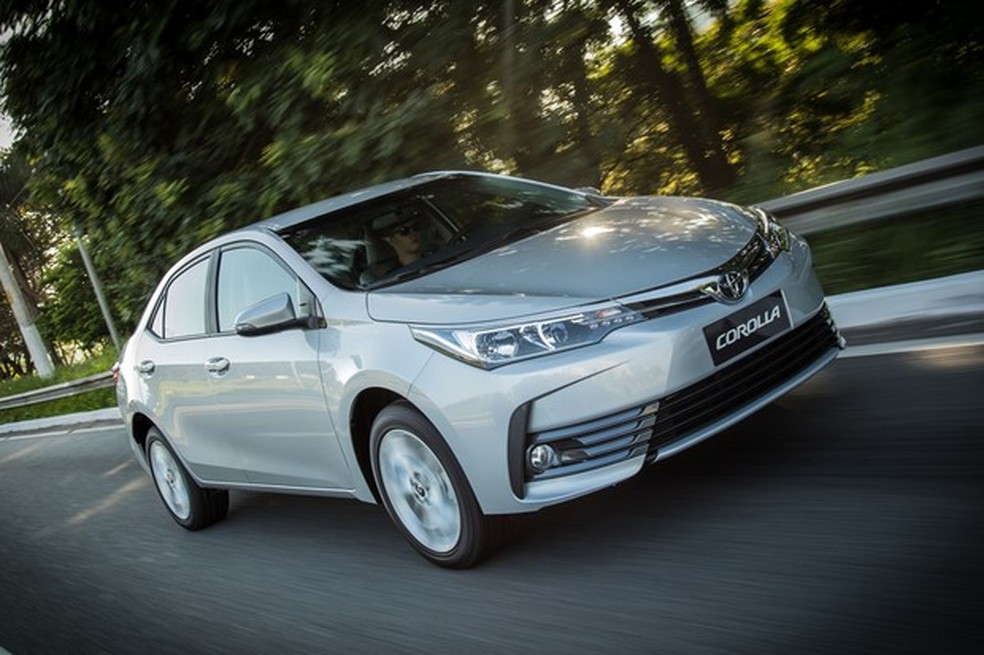 Toyota Corolla XEI (Foto: Divulgação) — Foto: Auto Esporte