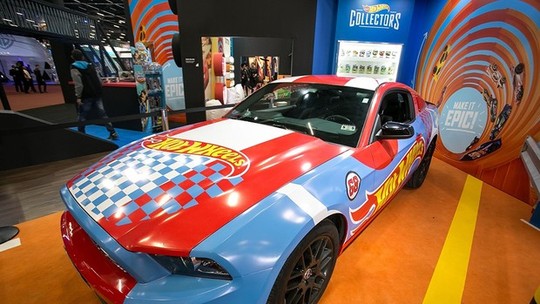 Hot Wheels coloca Mustang Táxi para pegar passageiros em São Paulo