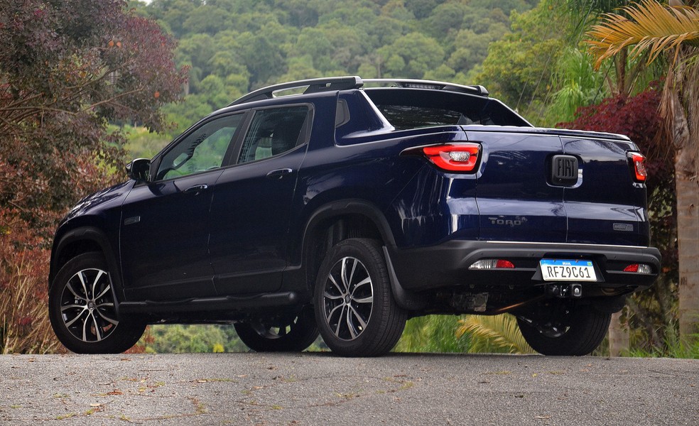 Fiat Toro Ultra traz detalhes na cor preta — Foto: André Schaun 