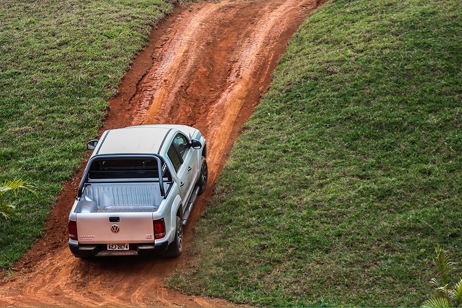 Volkswagen Amarok Dark Label
