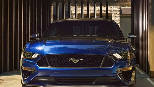 Pré-venda do Ford Mustang começa em dezembro na versão cupê