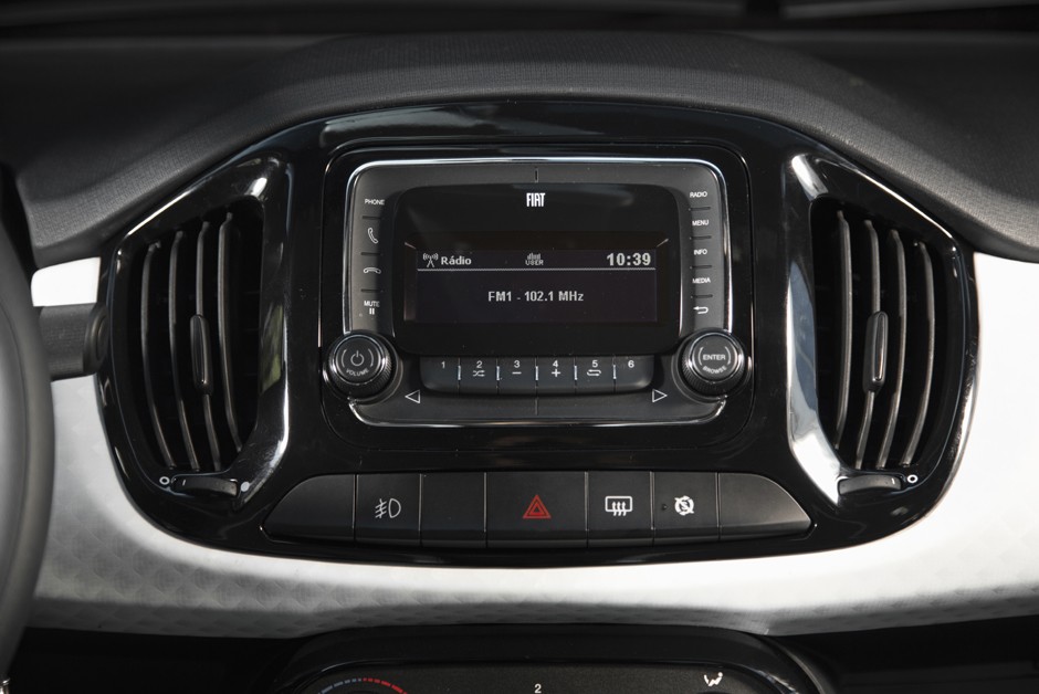 Fiat Uno Evolution 2015