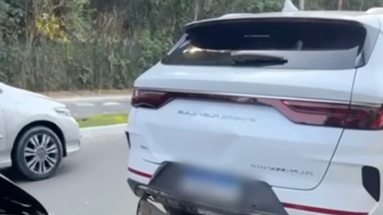 Manobra perigosa contra donos de BYD causa acidente em SP; veja riscos
