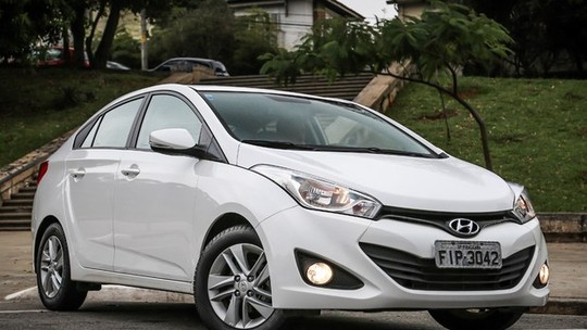 Usado boa compra: Hyundai HB20S Premium 1.6 2013/2014 automático