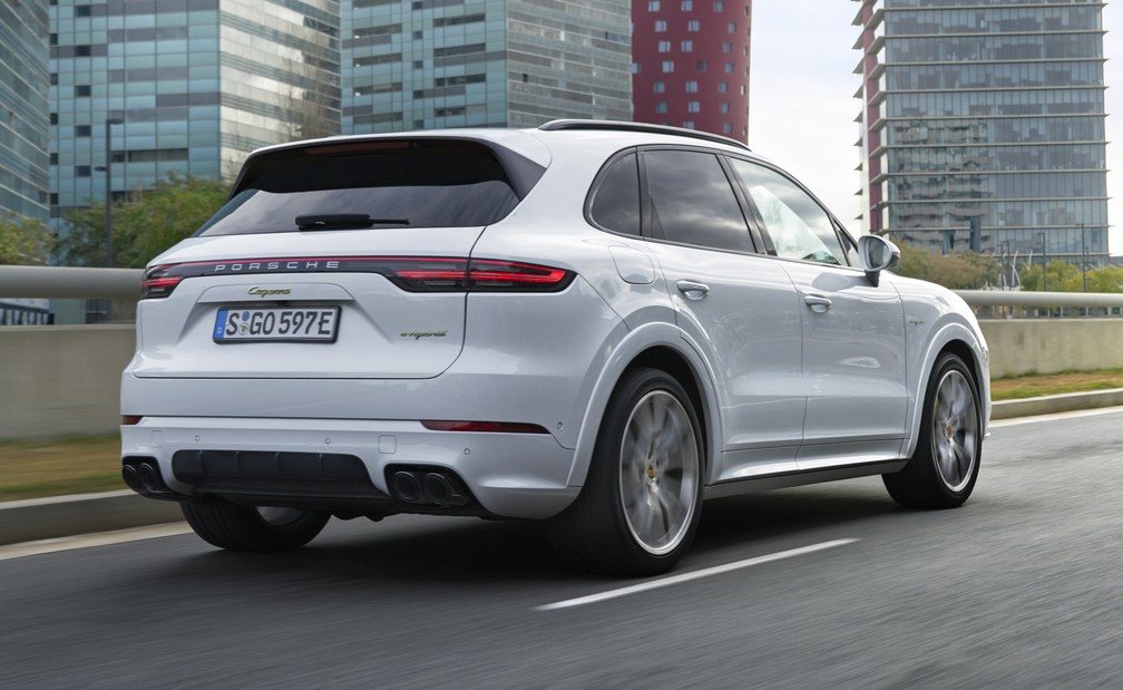Porsche Cayenne E-Hybrid — Foto: Divulgação/Porsche
