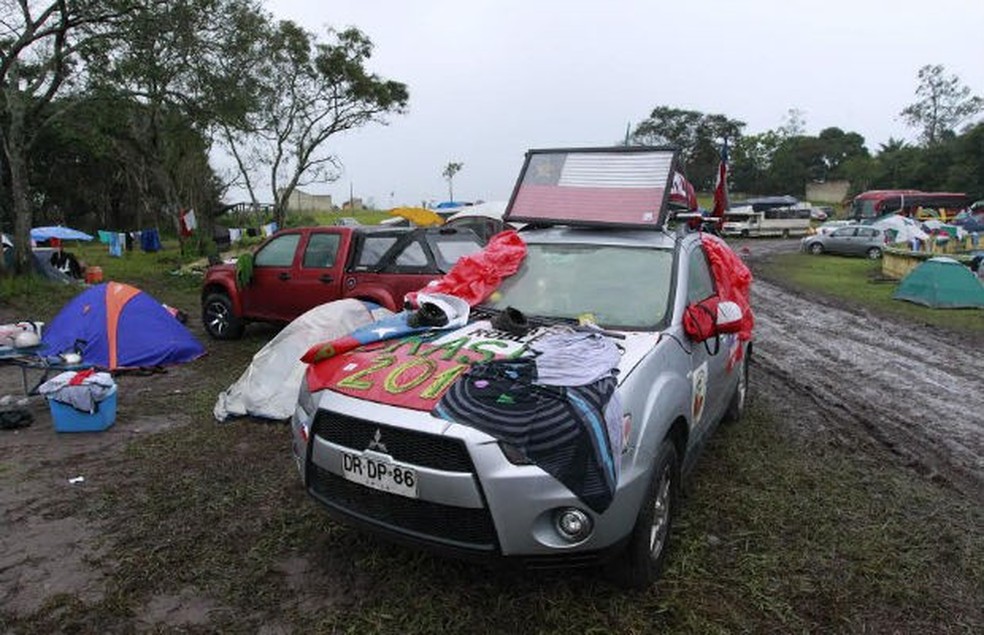 Acampamento chileno no Rio de Janeiro (Foto: Domingos Peixoto) — Foto: Auto Esporte