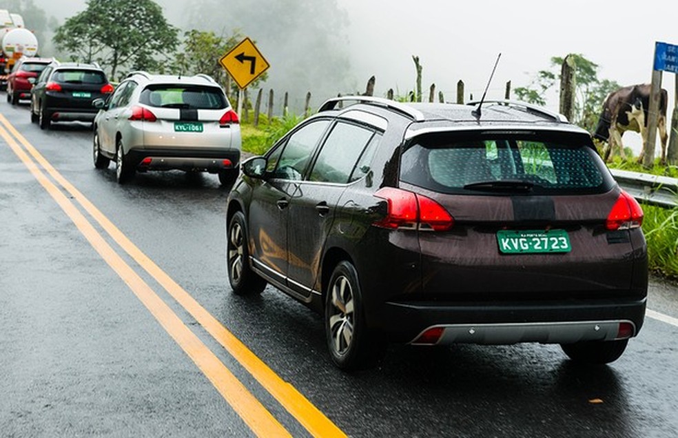 Versão de testes do Peugeot 2008 nacional (Divulgação / PB Fotografia) — Foto: Auto Esporte