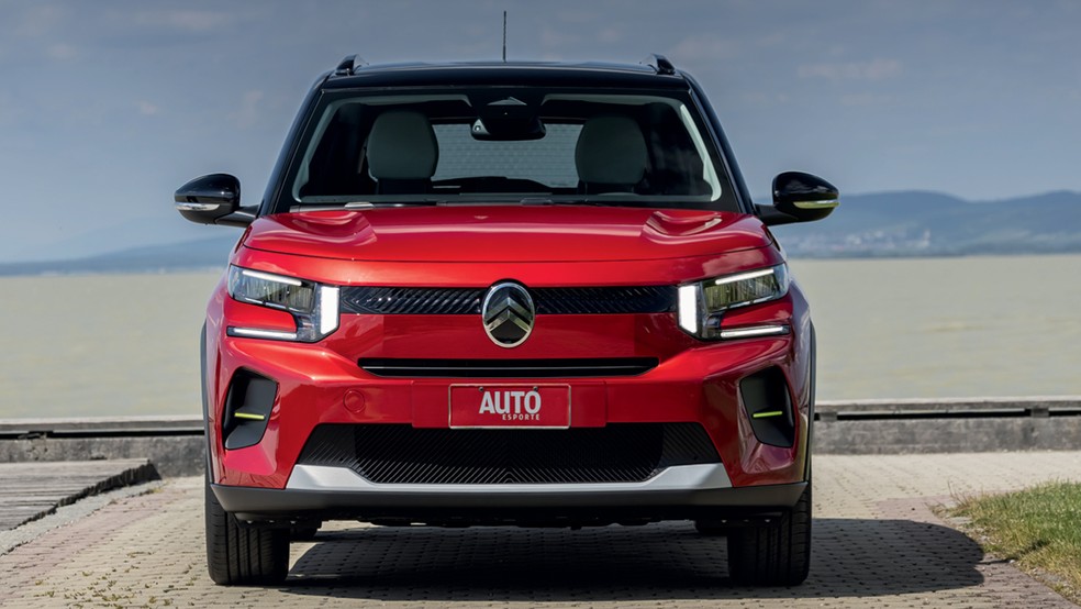 Citroën e-C3 tem design com apelo de SUV e linhas mais retas — Foto: Divulgação