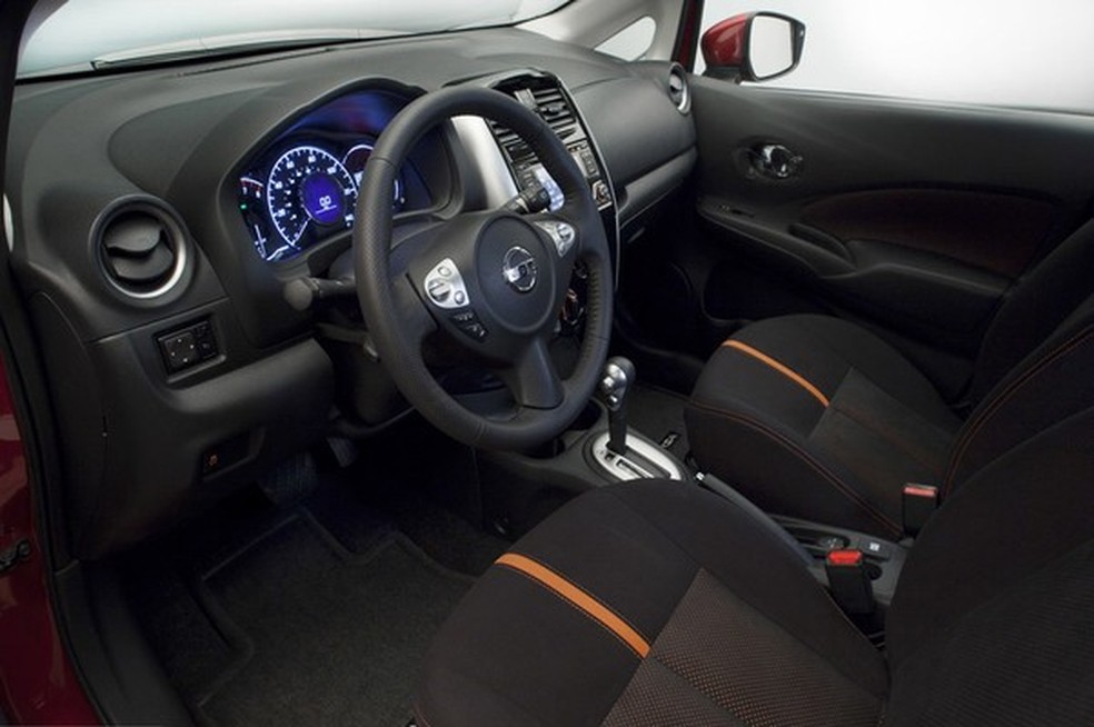 Nissan Note SR (Foto: Divulgação) — Foto: Auto Esporte