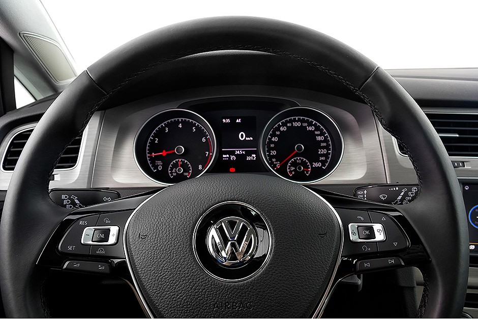 Volkswagen Golf 1.6 MSI manual