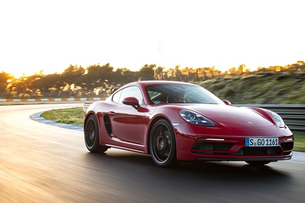 Cayman GTS foi testado apenas no circuito de Estoril (Foto: Divulgação) — Foto: Auto Esporte