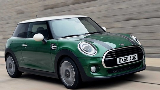 Mini Cooper vai ganhar edição comemorativa de 60 anos no Brasil