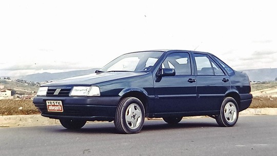 Fiat Tempra revolucionou os sedãs médios e foi carro mais moderno do Brasil