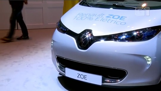 Renault quer aprender com Zoe para vender Kwid elétrico no Brasil