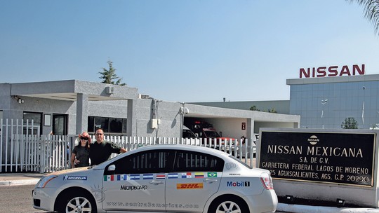 Casal percorreu 40 mil km por 16 países das Américas em um Nissan Sentra