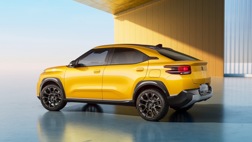 Citroën Basalt tem um belo design cupê com o caimento do teto em direção a traseira — Foto: Divulgação
