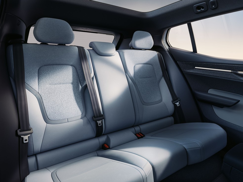 Volvo EX30 Ultra Twin Motor 2026 usa materiais recicláveis na cabine  — Foto: Divulgação