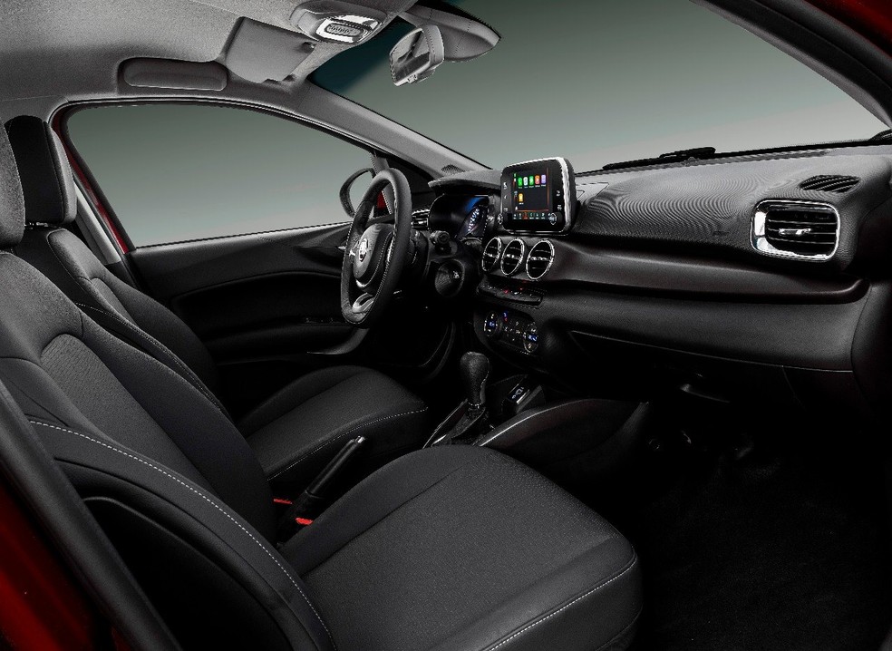 Interior do Fiat Cronos é praticamente igual ao do Argo — Foto: Divulgação