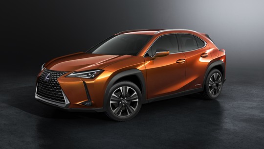 Lexus UX 250h chega ao Brasil a partir de R$ 169.990