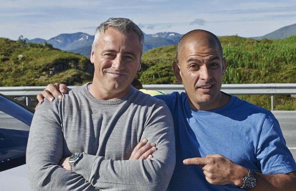 Matt LeBlanc e Chris Harris na gravação de Top Gear (Foto: Reprodução) — Foto: Auto Esporte