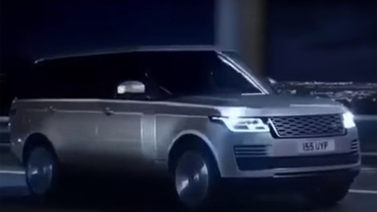 Range Rover Vogue reestilizado aparece antes da apresentação oficial
