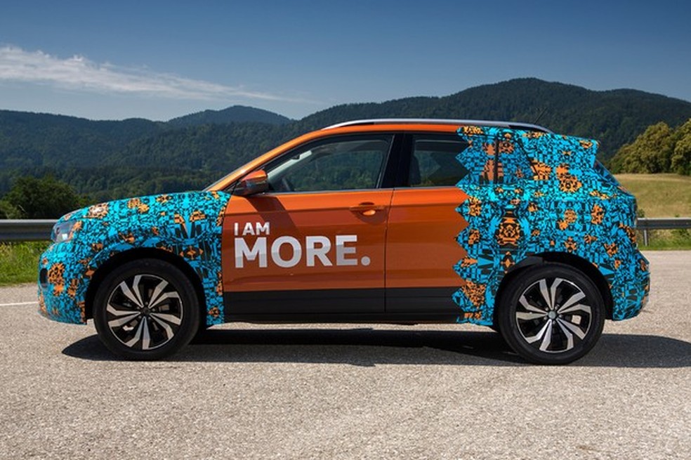 Aceleramos o Volkswagen T-Cross camuflado (Foto: Divulgação) — Foto: Auto Esporte