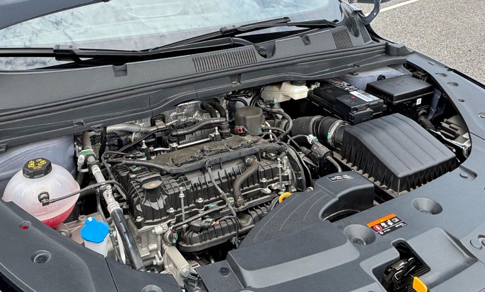 Geely Coolray traz motor 1.5 turbo a gasolina, sem qualquer tipo de eletrificação  — Foto: Marlos Ney Vidal/Auto News Brasil