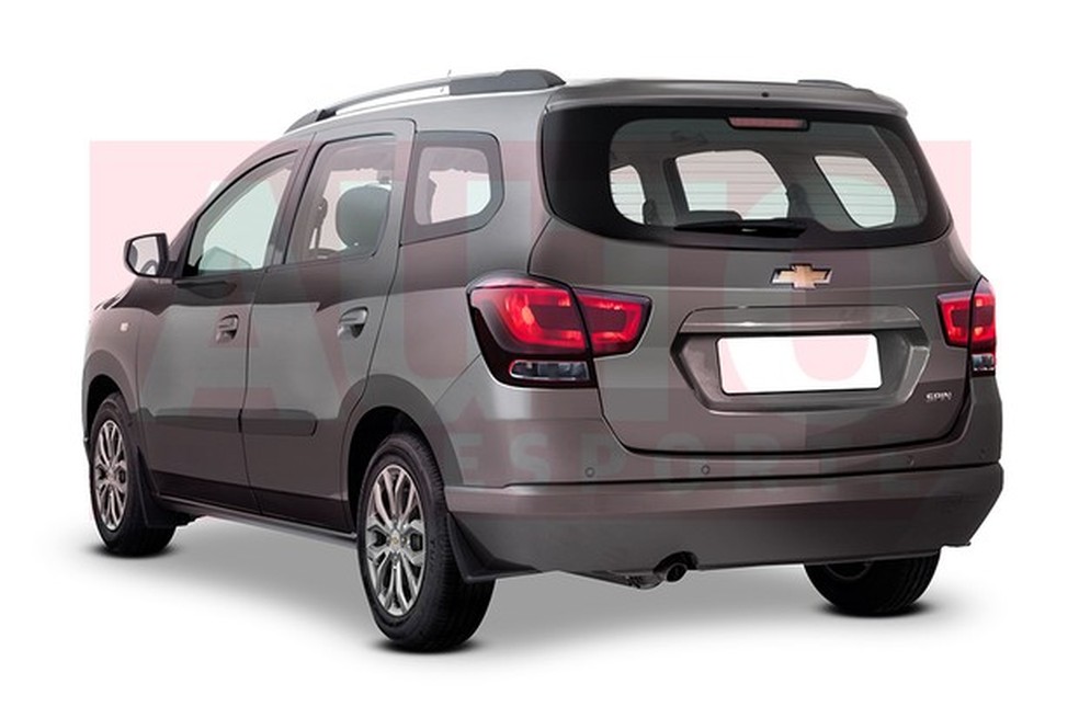 Traseira da Chevrolet Spin passará a ter lanternas espichadas na horizontal (Foto: Renato Aspromonte/Auto News Brasil) — Foto: Auto Esporte
