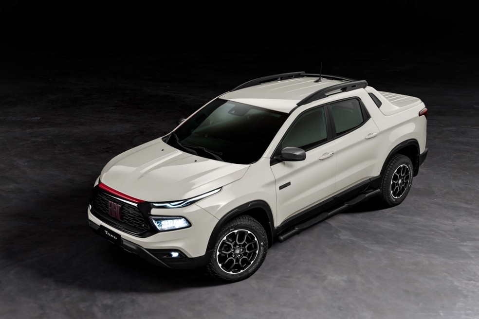 Fiat Toro Ultra é a versão mais cara da lista e tem motor diesel — Foto: Divulgação/Fiat