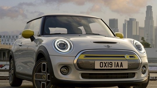 Mini revela Cooper SE, seu primeiro carro totalmente elétrico