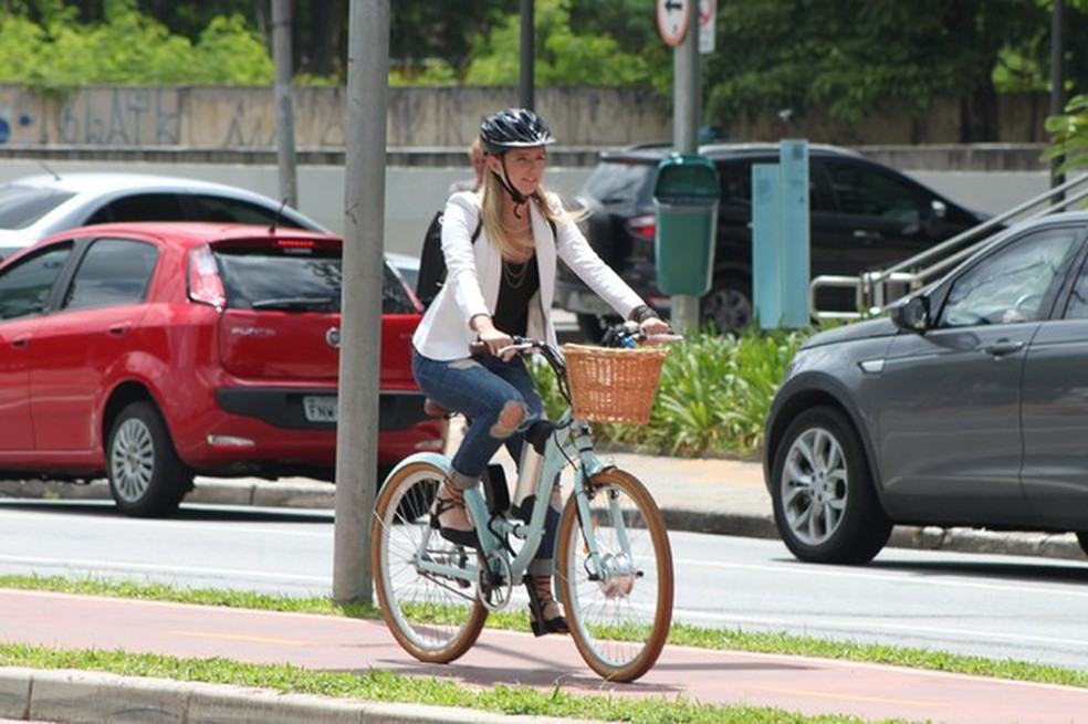 Bikes elétricas da E-Moving podem ser alugadas por mês ou ano (Foto: Divulgação) — Foto: Auto Esporte