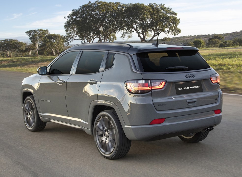 Jeep Compass Serie S 2024 perdeu itens de série — Foto: Divulgação