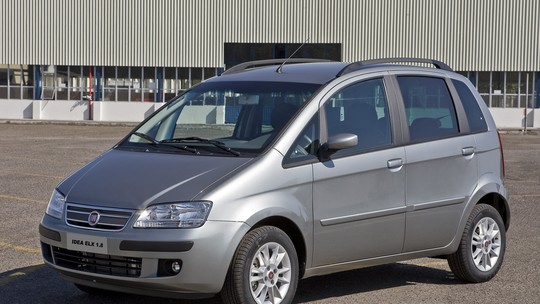 Fiat Idea: 4 versões cheias de espaço por menos de R$ 40 mil