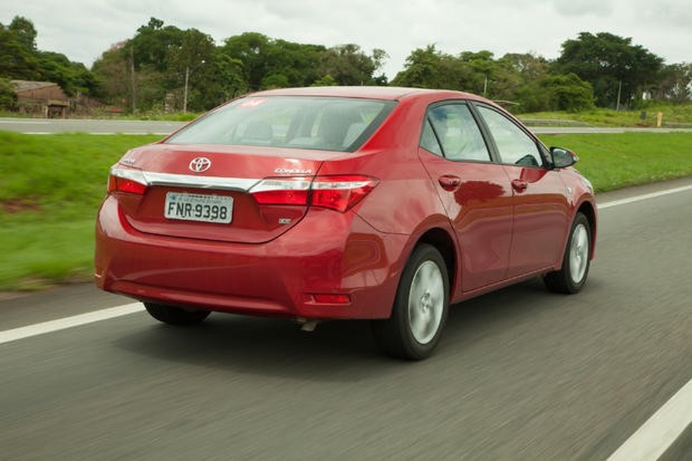 Toyota Corolla GLi (Foto: Divulgação) — Foto: Auto Esporte