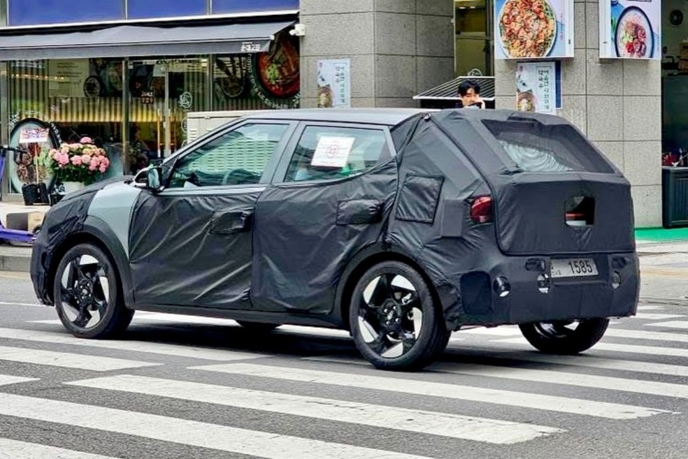 Hatch foi flagrado pela primeira vez rodando em testes na Coreia do Sul — Foto: Reprodução