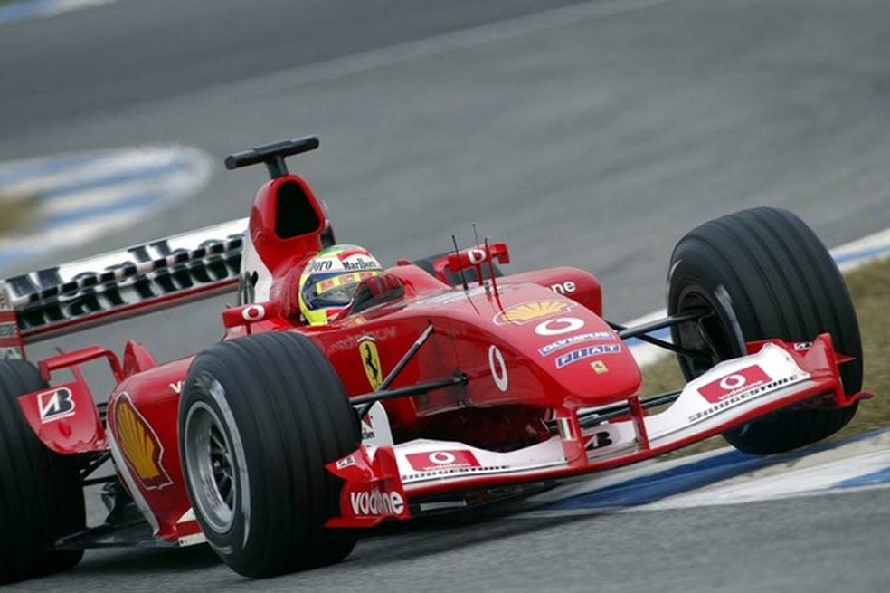 Felipe Massa em teste com a F2004 (Foto: Divulgação) — Foto: Auto Esporte
