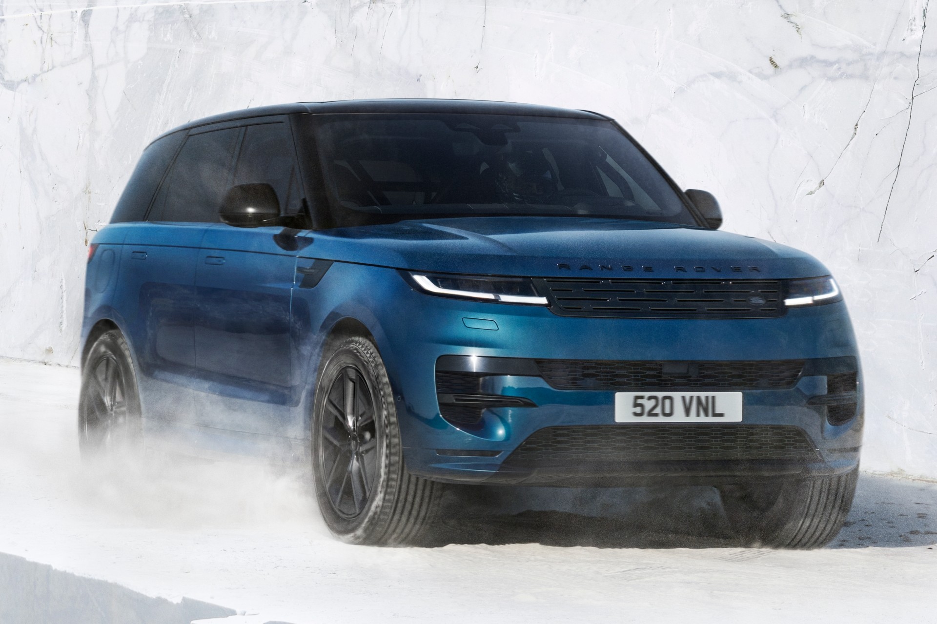 Range Rover Sport Elétrico anda como V8 e simula ronco do motor a gasolina