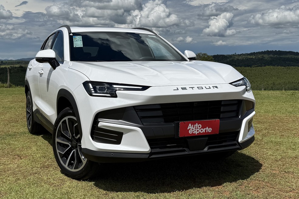 Pacote de equipamentos do Jetour S06 é encorpado; veja abaixo — Foto: Cauê Lira/Auto News Brasil
