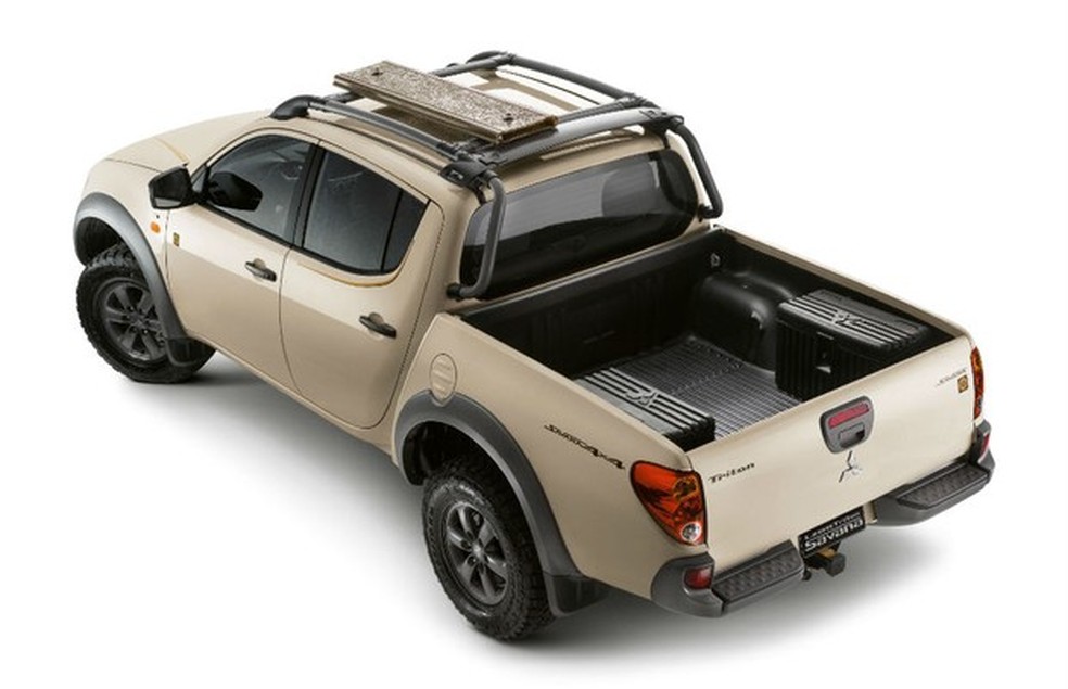 Mitsubishi L200 Triton Savana 20 Anos Motorsports (Foto: Divulgação) — Foto: Auto Esporte